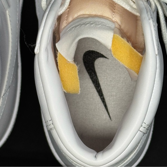 Nike Blazer '77 Vintage Women’s Size 8 Mid Triple White CZ1055-117 NEW - Picture 14 of 16